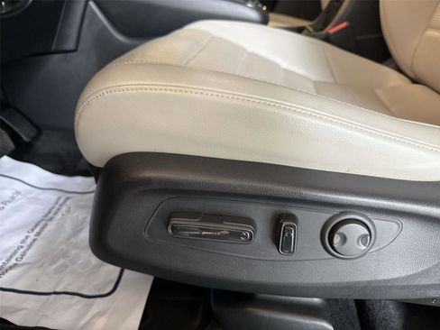 Used 2023 Honda CR-V EX-L image 14