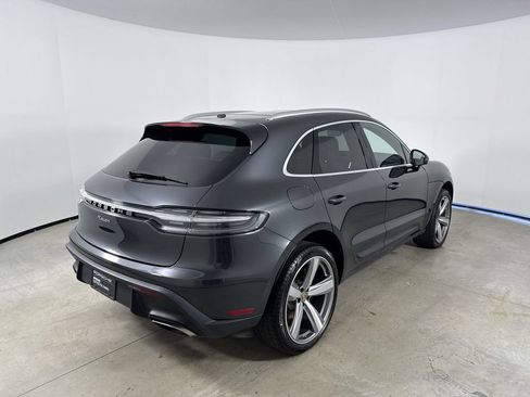 Certified 2024 Porsche Macan AWD/4WD image 7
