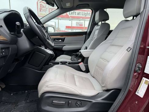 Used 2018 Honda CR-V Touring image 12