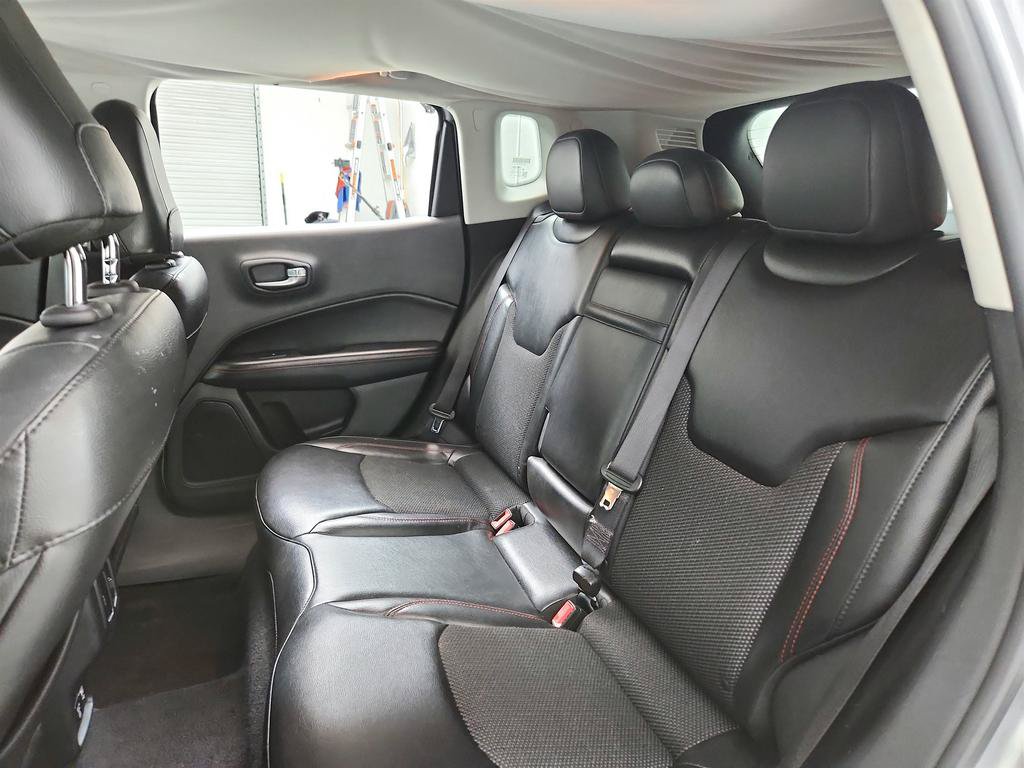 Used 2018 Jeep Compass Trailhawk AWD/4WD image 21