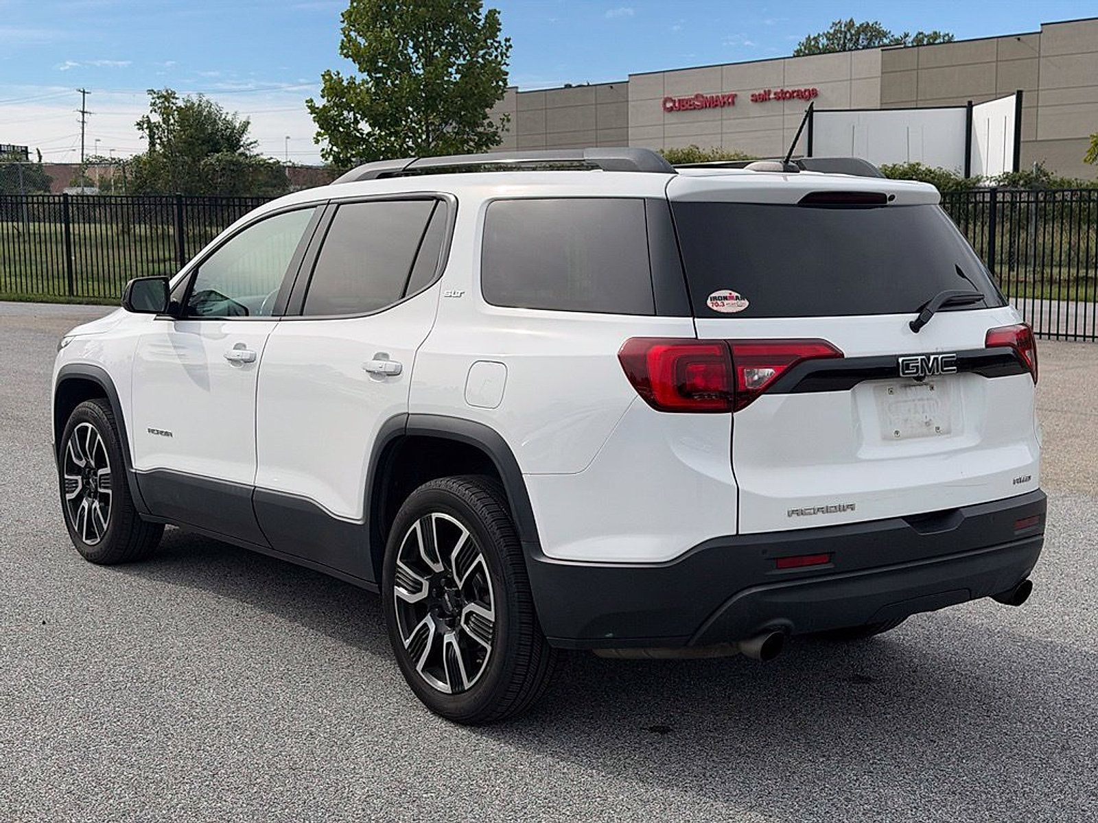Used 2019 GMC Acadia SLT w/ Black Edition AWD/4WD image 5