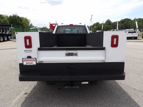 Used 2022 Ford F350 XL w/ Power Equipment Group AWD/4WD image 6
