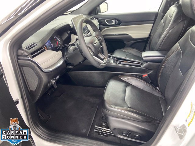 Used 2023 Jeep Compass Limited w/ Sun and Sound Group AWD/4WD image 15