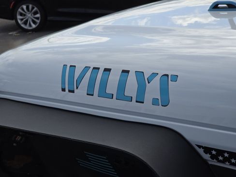 Used 2022 Jeep Wrangler Willys image 19