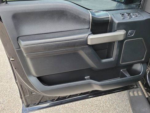 Used 2018 Ford F150 Raptor w/ Equipment Group 802A Luxury image 16