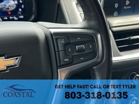 Used 2022 Chevrolet Suburban LT AWD/4WD image 37