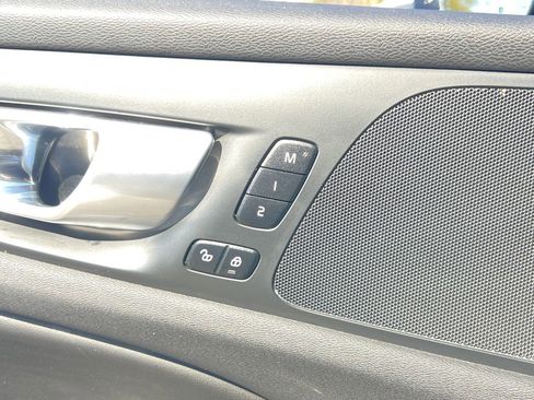 Used 2024 Volvo S60 B5 Core image 28