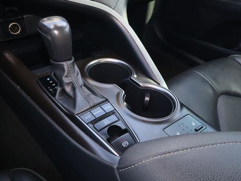 Used 2023 Toyota Camry XSE FWD image 25