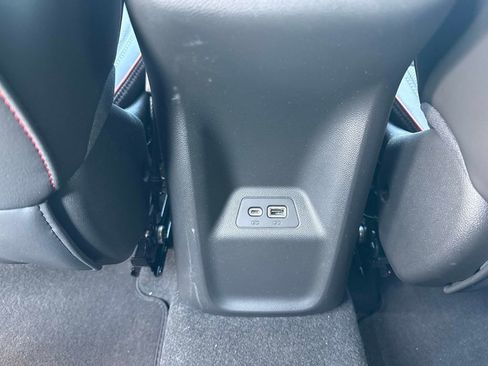 Used 2023 Buick Envision Essence w/ Sport Touring Package image 15