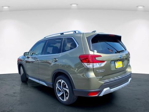 Used 2023 Subaru Forester Touring AWD/4WD image 17