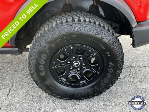 Used 2022 Ford Bronco Wildtrak image 11