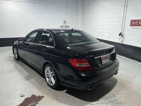Used 2013 Mercedes-Benz C 300 4MATIC Sedan image 4