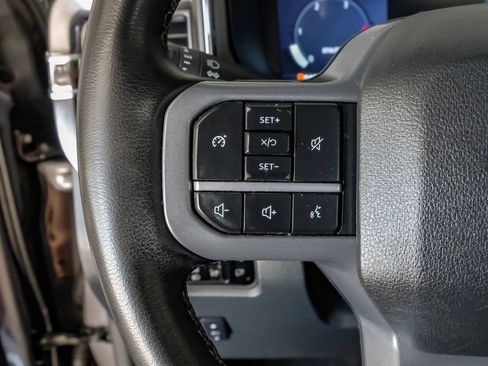Used 2025 Ford F250 Lariat w/ Chrome Package AWD/4WD image 17