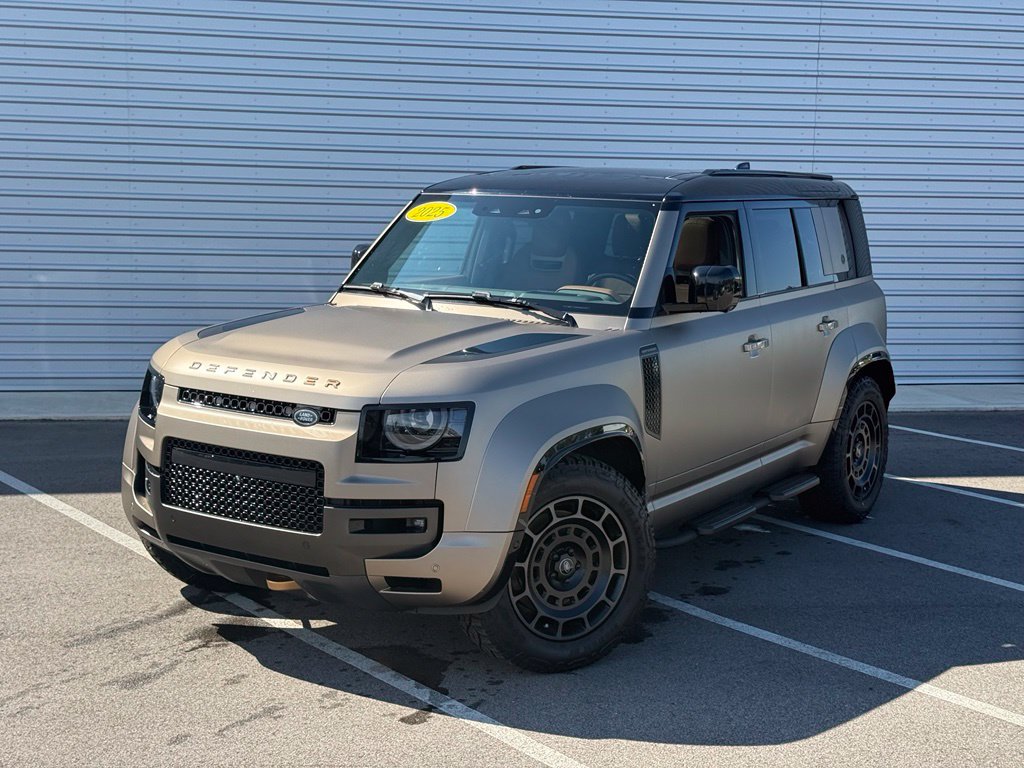 Used 2025 Land Rover Defender 110 AWD/4WD image 1