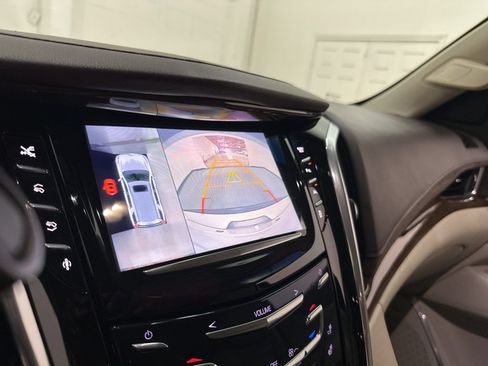 Used 2016 Cadillac Escalade Premium RWD image 44