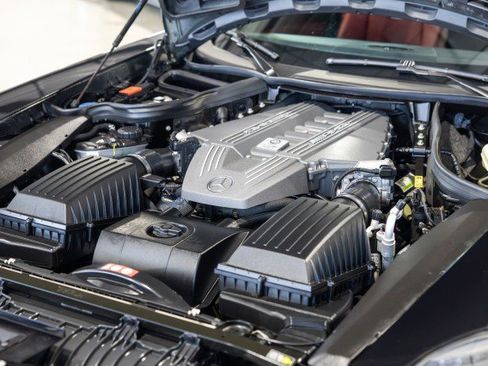 Used 2012 Mercedes-Benz SLS AMG Coupe image 33