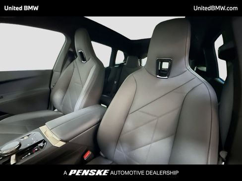 Used 2023 BMW iX xDrive50 w/ Sport Package image 5