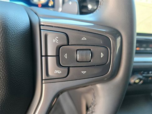 Used 2025 Chevrolet Silverado 1500 ZR2 image 16