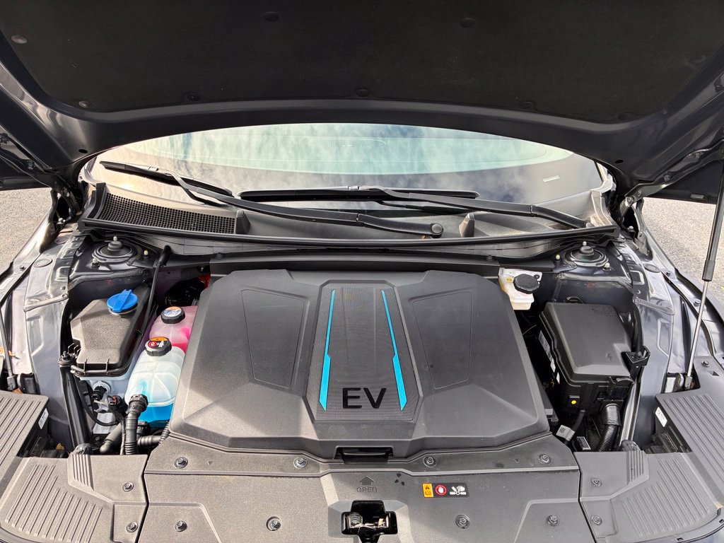 Certified 2023 Hyundai Ioniq 5 SEL AWD/4WD image 9