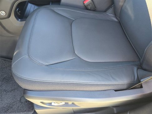 New 2026 Land Rover Defender 130 V8 image 30