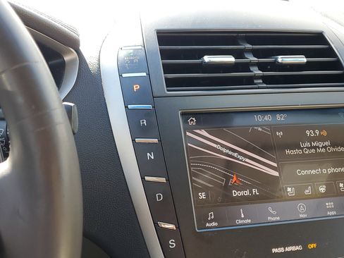 Used 2016 Lincoln MKZ w/ Equipment Group 300A Reserve image 20