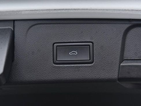 Certified 2022 Volkswagen Atlas SE w/ Panoramic Sunroof Package image 27