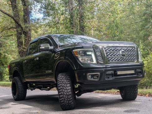 Used 2017 Nissan Titan Platinum Reserve w/ Off-Road Package image 1