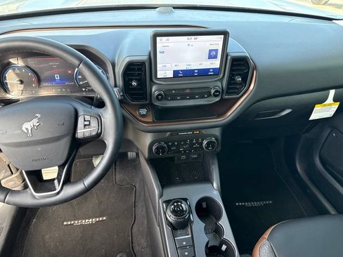 Used 2024 Ford Bronco Sport Outer Banks AWD/4WD image 8
