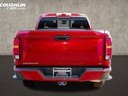 Used 2024 Chevrolet Colorado LT w/ LT Convenience Package AWD/4WD image 8