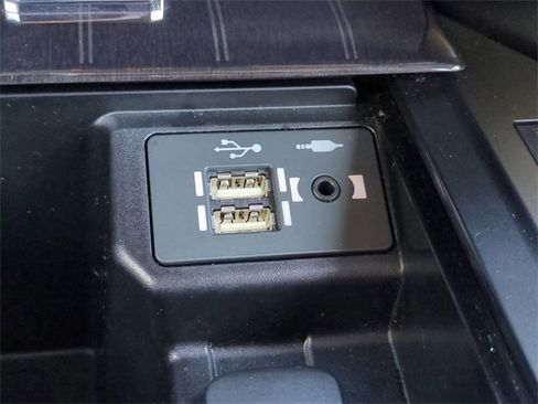 Used 2023 Lexus GX 460 Premium image 22