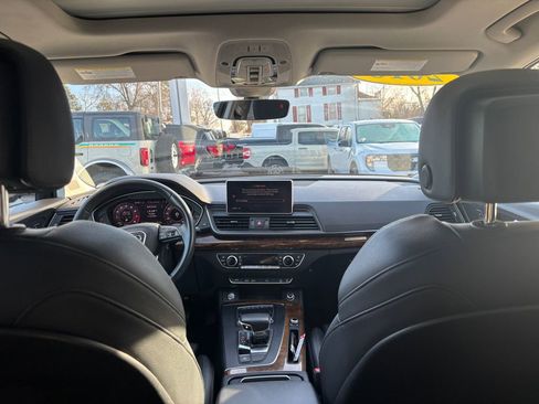 Used 2018 Audi Q5 2.0T Premium Plus w/ Premium Plus Package image 24