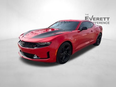 Used 2024 Chevrolet Camaro LT w/ RS Package image 3