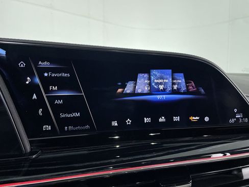 Used 2022 Cadillac Escalade ESV Sport image 14