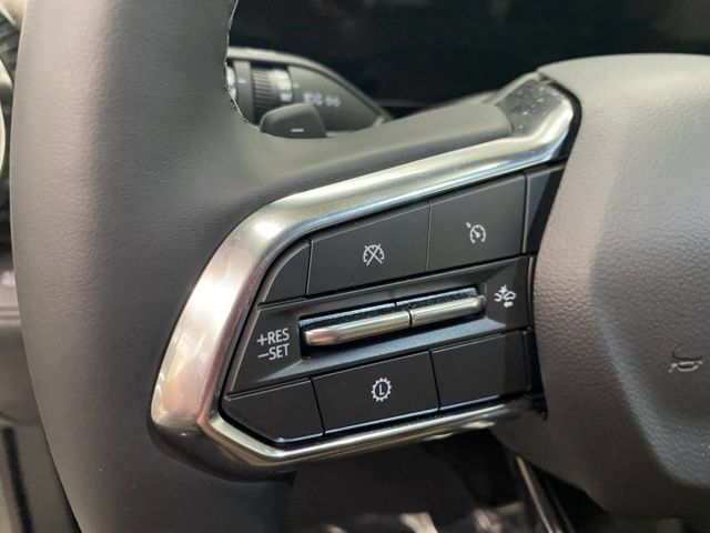 New 2027 Chevrolet Equinox ACTIV w/ Safety and Technology Package AWD/4WD image 34