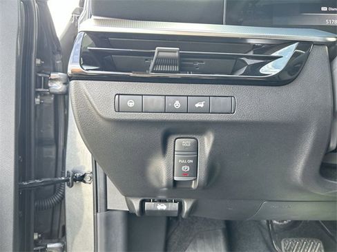 Certified 2025 Nissan Murano SL image 17