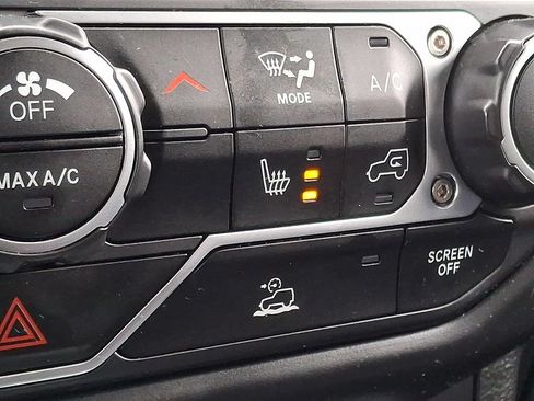 Used 2022 Jeep Wrangler Unlimited Sport AWD/4WD image 23