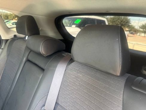 Used 2023 Kia Seltos S FWD image 7