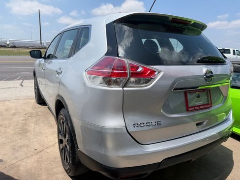 Used 2015 Nissan Rogue S AWD/4WD image 13