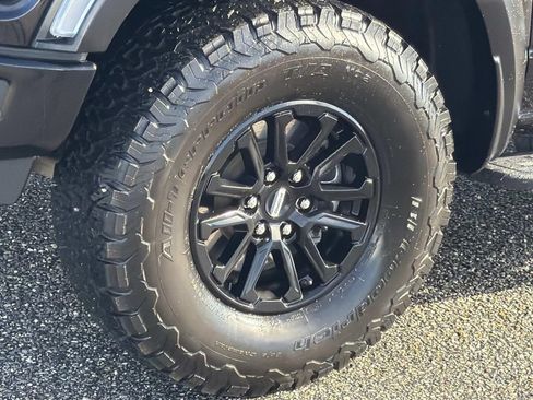 Certified 2024 Ford F150 Raptor AWD/4WD image 9