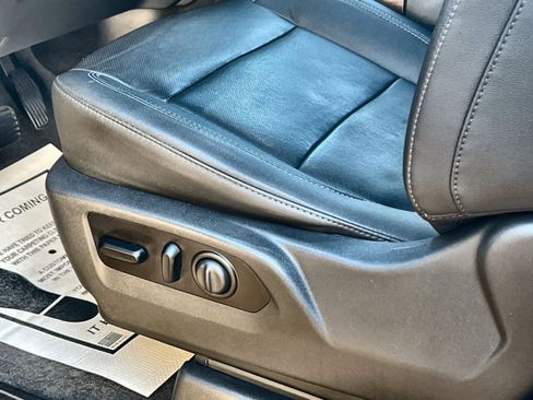 Used 2021 GMC Sierra 1500 SLT w/ SLT Premium Package image 14