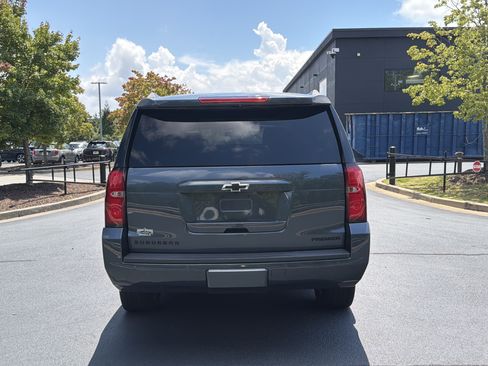 Used 2019 Chevrolet Suburban Premier AWD/4WD image 14