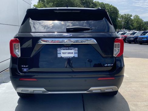 Used 2023 Ford Explorer XLT w/ Equipment Group 202A AWD/4WD image 5