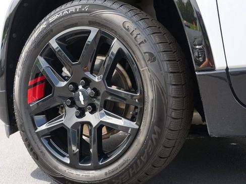 Used 2021 Chevrolet Traverse Premier w/ Redline Edition AWD/4WD image 34