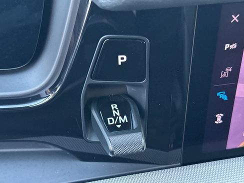 Used 2025 Porsche Cayenne image 24