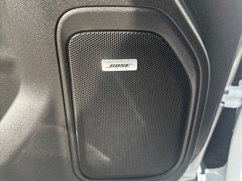 Used 2021 GMC Sierra 1500 AT4 w/ Technology Package AWD/4WD image 18