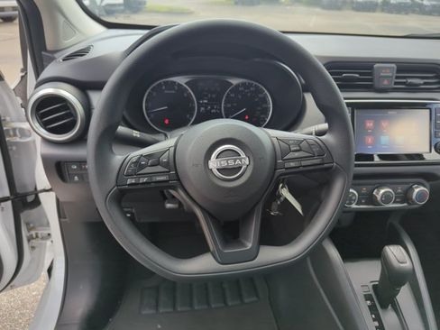 Used 2025 Nissan Versa S w/ Trunk Package FWD image 25