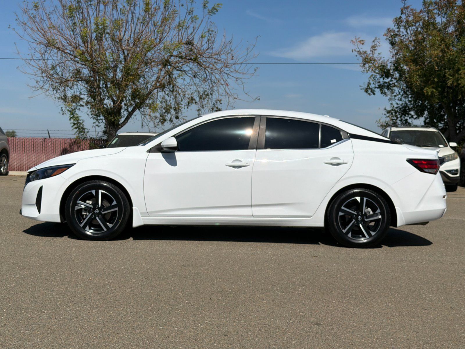 Used 2024 Nissan Sentra SV w/ Lighting Package FWD image 7