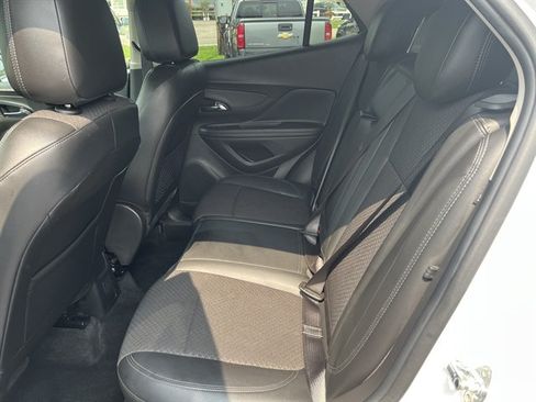 Used 2020 Buick Encore Preferred AWD/4WD image 31