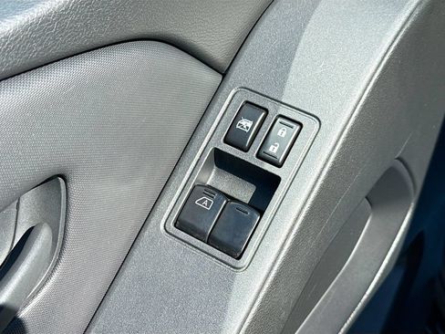 Used 2022 Nissan Frontier S RWD image 18