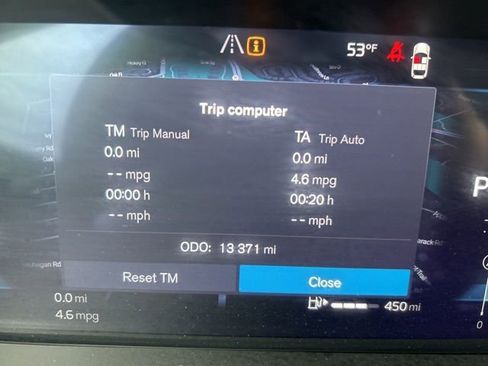 Certified 2025 Volvo XC60 B5 Plus image 21